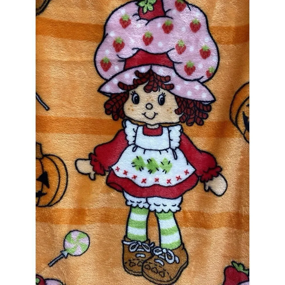 Strawberry Shortcake Orange Halloween Pumpkin Plush Throw Blanket‎ 50 X 70” NEW